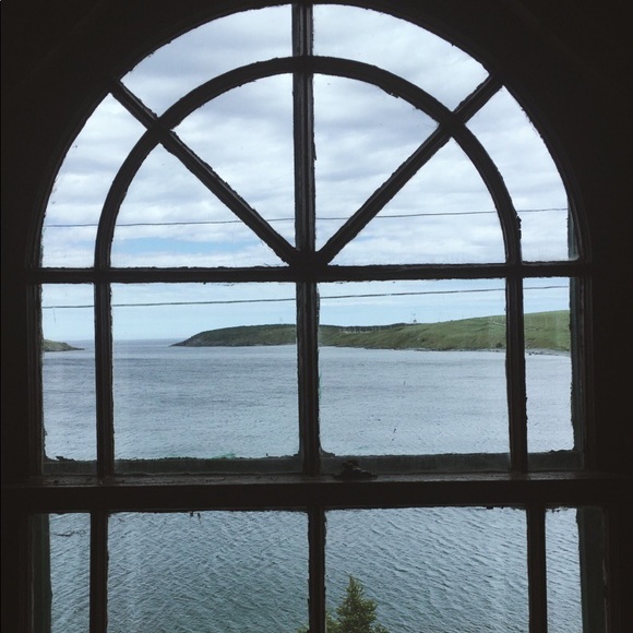 Meet your Posher, Christine - Picture 1 of 1